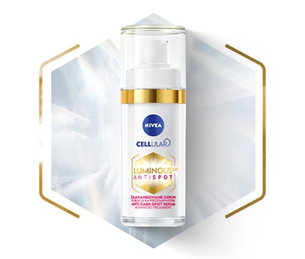NIVEA Luminous 630