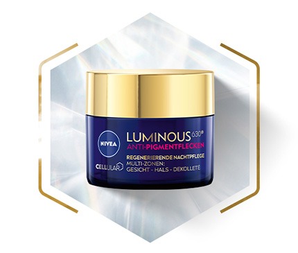 NIVEA Luminous 630